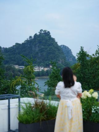 New discovery for family trips in Guilin! Two days and one night living in a riverside painting, the kids played wildly while I relaxed~