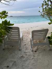 A Perfectly Relaxing Safari Island Getaway
