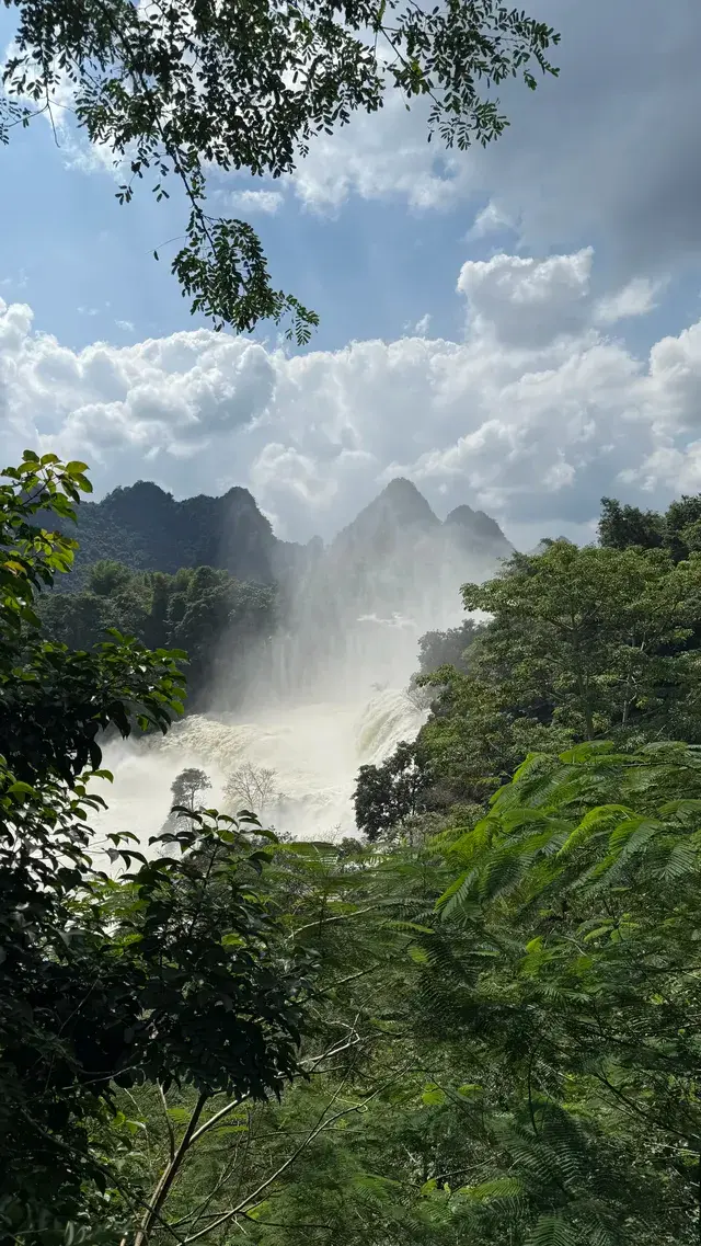 中越邊境私享！豐水季的德天黃金雙瀑