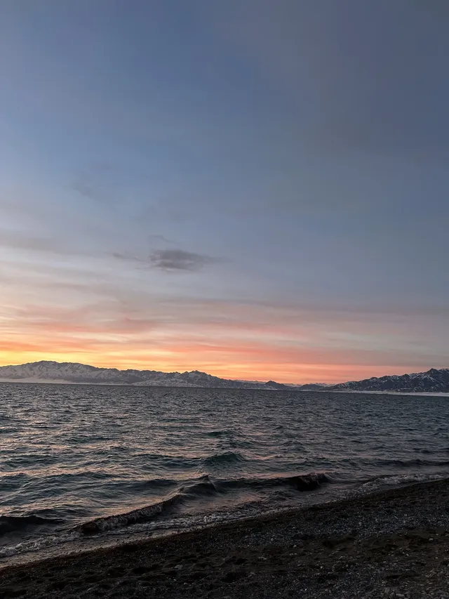 成都飛賽里木湖3日遊（11月22日）