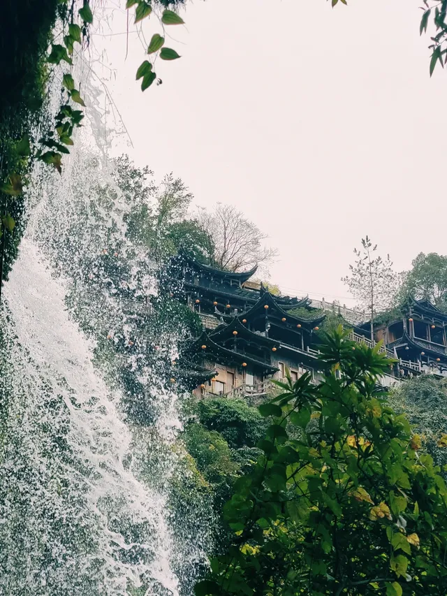 這個角度的芙蓉鎮瀑布你看過嗎