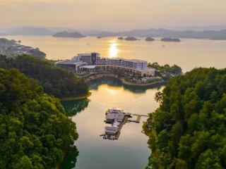 Premium Qiandao Lake hotel recommendation! Floor-to-ceiling windows with stunning lake views