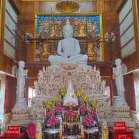 วัดข่อย ไหว้พระขอพร วัดสวย เมืองเพชร