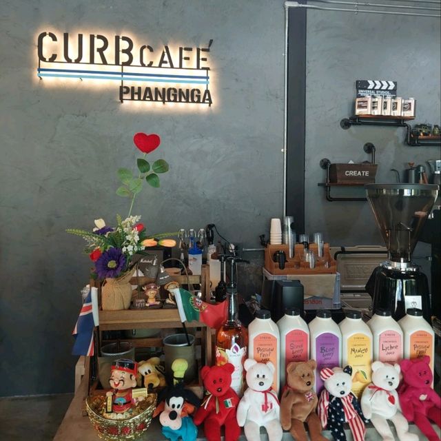 CURB Café คาเฟลับๆเมืองพังงา 💚💚