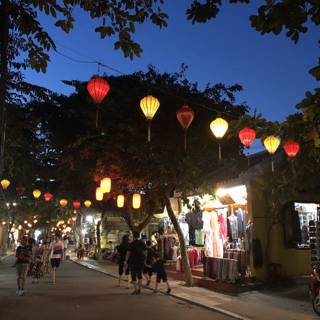 越南 | 峴港 | 世界遺產「會安古鎮」& 「佛手金橋」巴拿山主題樂園