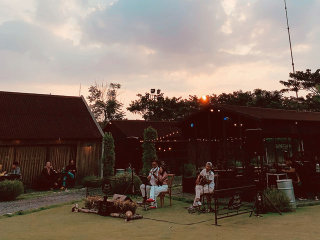 【インドネシア】忙しい日常を忘れたいなら Rustic Market