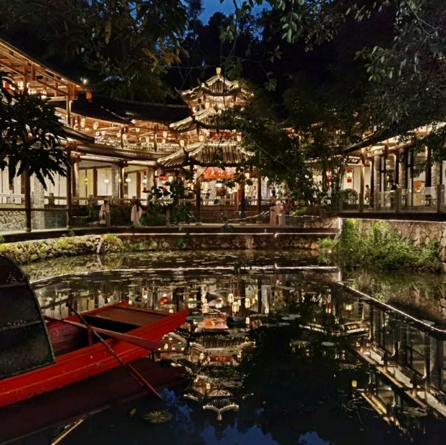 古風打卡勝地 - 二十四史書院
