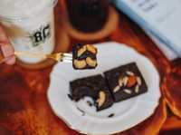 8c cafe
