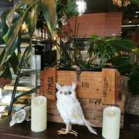 Thai Baht Art Antique and Bistro ร้านสุดเกร๋ 