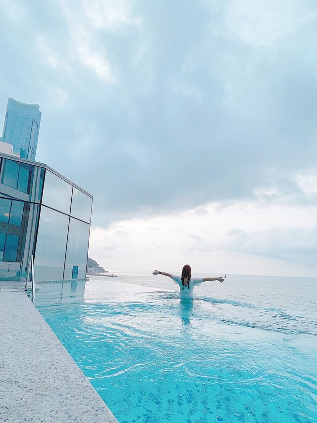 해운대 바다가 한눈에 인피니티 풀 그랜드조선부산에서 호캉스♥️