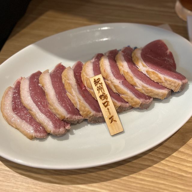 【大阪・難波】丹波黒どり雌にこだわる焼き鳥屋「鉄板ぢどり焼TARO 難波中店」