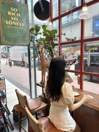 香港銅鑼灣玩味打卡餐廳-The Old Book Store by The So Lonely Club