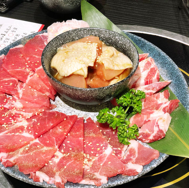《月 炭火燒肉》