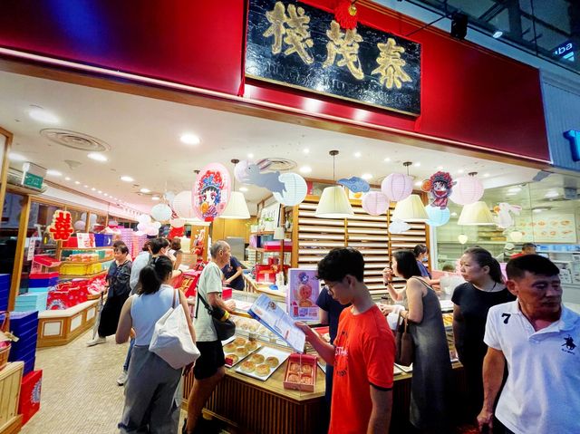 Chinatown city walk