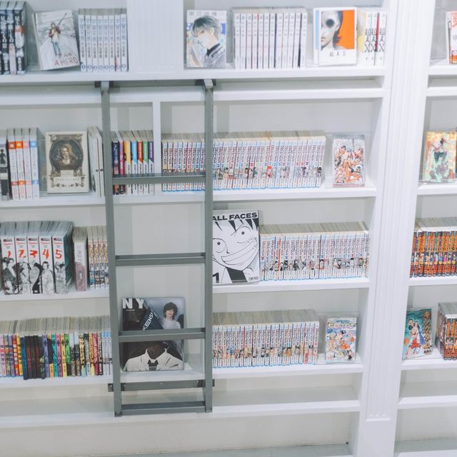 【大阪】泊まれる本棚！？📚 「BOOK AND BED TOKYO SHINSAIBASHI」