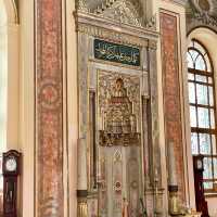 Dolmabahçe Mosque: IST Architectural gem