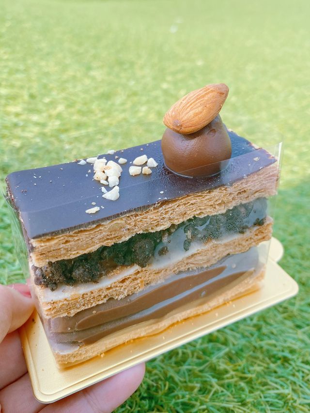 樂富美味拿破崙😋😋 