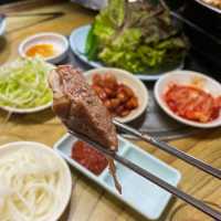 【韓国 / 狎鴎亭】行列のできる人気なお店でサムギョプサルとカムジャタンを食べて来た！