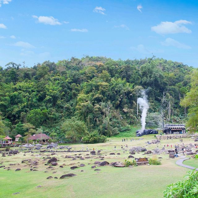 บ่อน้ำพุร้อนฝาง (อุทยานแห่งชาติดอยผ้าห่มปก)