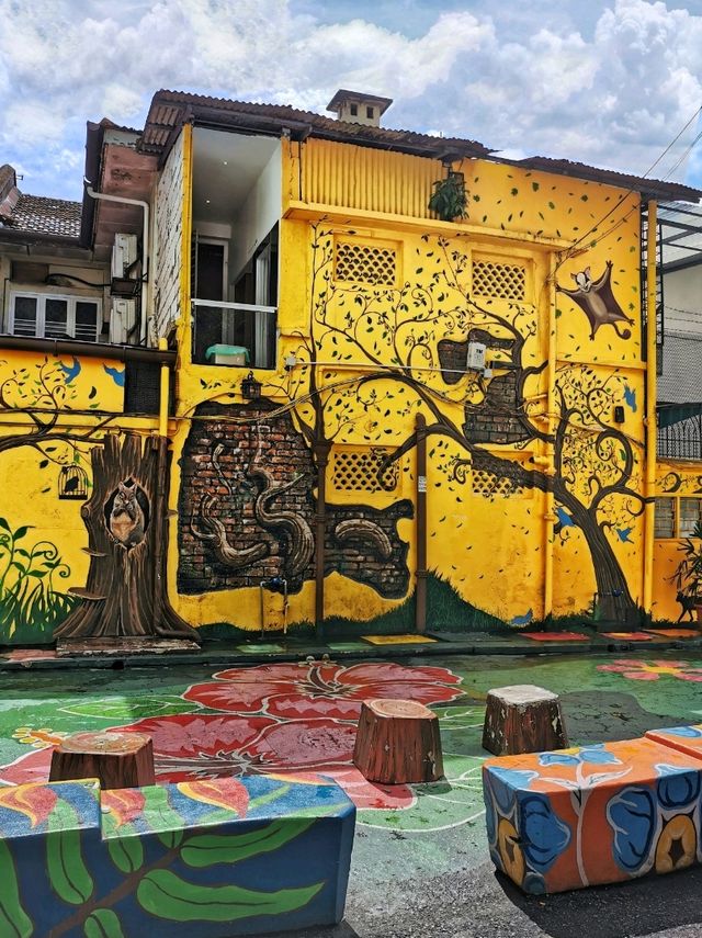 Colourful alleys in Bukit Bintang!
