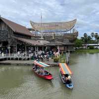 Pattaya Floating Market