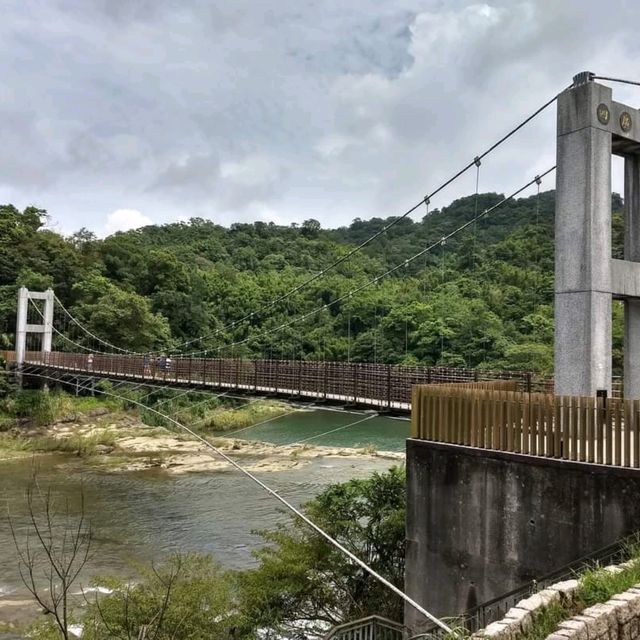 น้ำตกซือเฟิ่น (Shifen Waterfall)