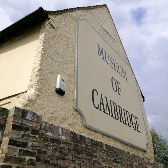 A Fascinating Journey through History and Academia: Exploring Cambridge's Museums, King's College, and the Picturesque River