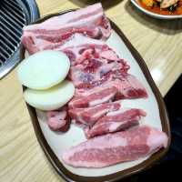 서귀포 중문 맛집)쌍둥이돼지꿈 - 중문관광단지 노포감성 흑돼지 맛집
