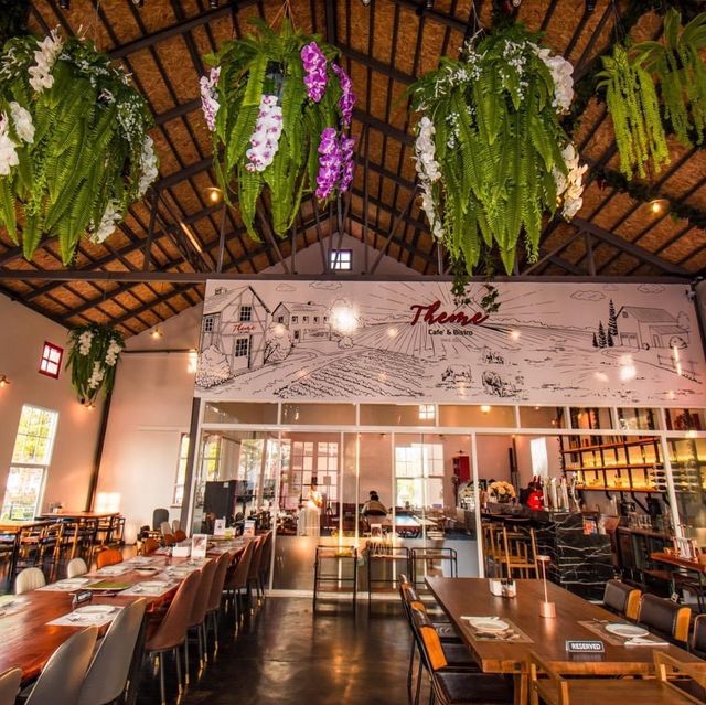 Theme Cafe&Bistro