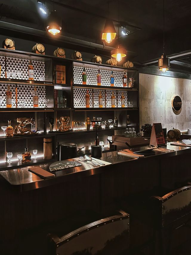 [台北] 榮獲亞洲50大酒吧第二名 米其林推薦的餐酒館-INDULGE Bistro