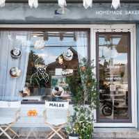 Malee bakery & ice cream