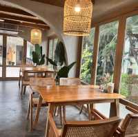 Aloha Beach Café