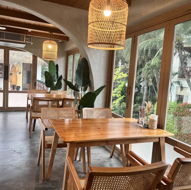 Aloha Beach Café
