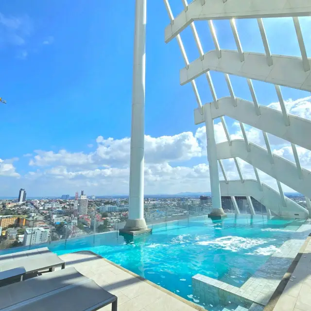 𝐀𝐫𝐛𝐨𝐮𝐫 𝐇𝐨𝐭𝐞𝐥 & 𝐑𝐞sidence pattaya