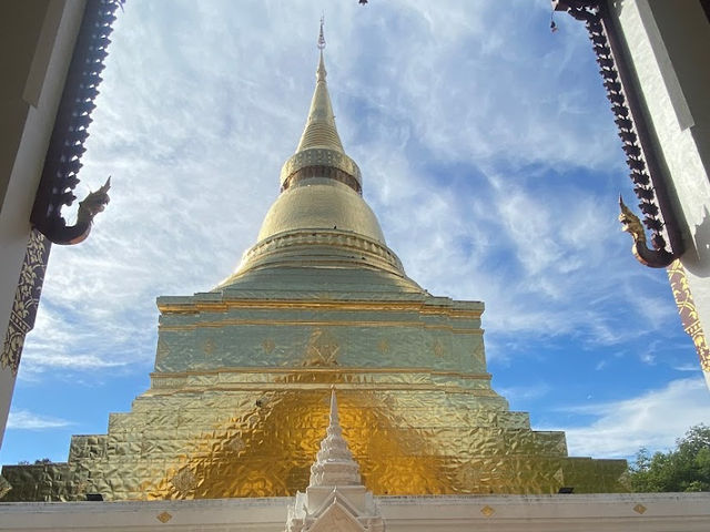 วัดพระแก้วดอนเต้าสุชาดาราม