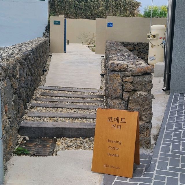 제주 하귀 카페)코메트커피 - 제주 애월 하귀 분위기 좋은 신상카페