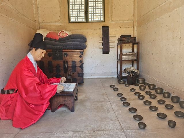 Suwon Palace