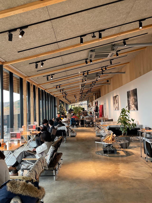 スノーピークEAT 豊田鞍ヶ池店