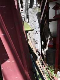 【一本檜稲荷神社（本社）/東京都】今は荒廃になるも吉宗絶賛の神社