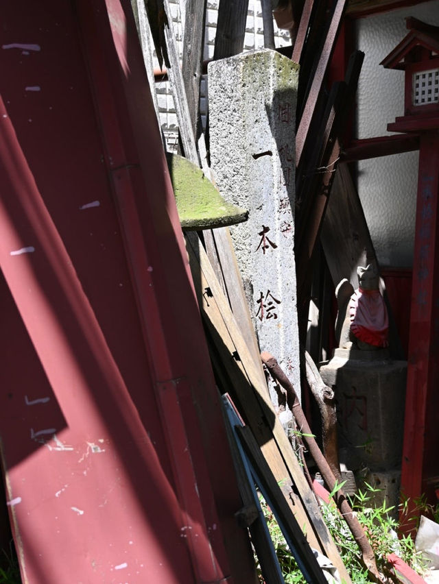 【一本檜稲荷神社（本社）/東京都】今は荒廃になるも吉宗絶賛の神社