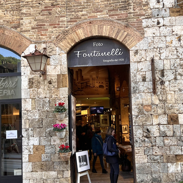 เดินเล่นเมืองเก่า San Gimignano อิตาลี