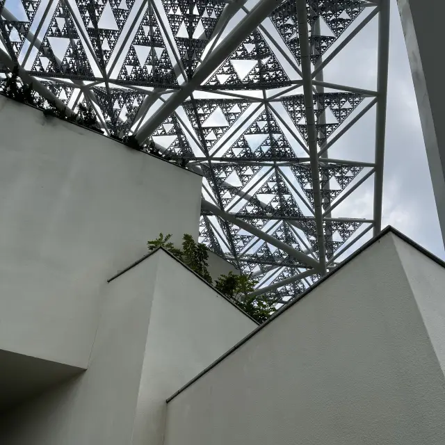 台南美術館2館