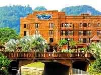 🎢 Fun Stay at Lost World Hotel