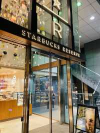 【東京:銀座】日本でも数店舗のみ！スターバックスの高級店！！