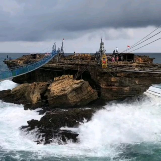 去坐貢多拉-Timang Beach