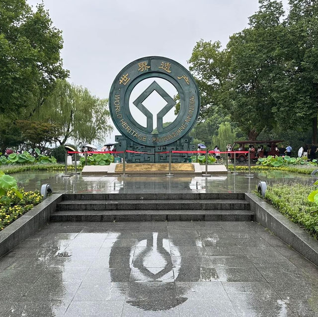 Discovering West Lake in Hangzhou