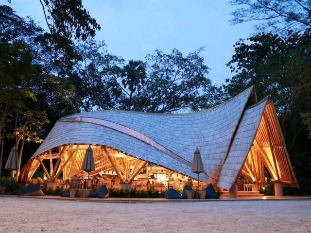 ดินเนอร์สุดหรู ณ Bambu beach club 