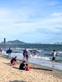 🏖 นั่งชิวๆ ที่ ชายหาดบางแสน