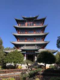 Hiking to Wangu Pavilion on Lion Hill, in Lijiang Old Town 🇨🇳