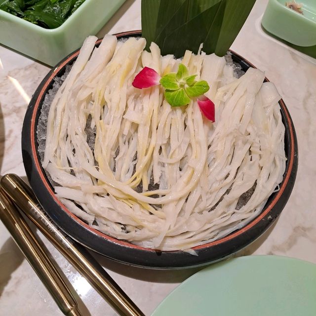 滋味椰子雞火鍋